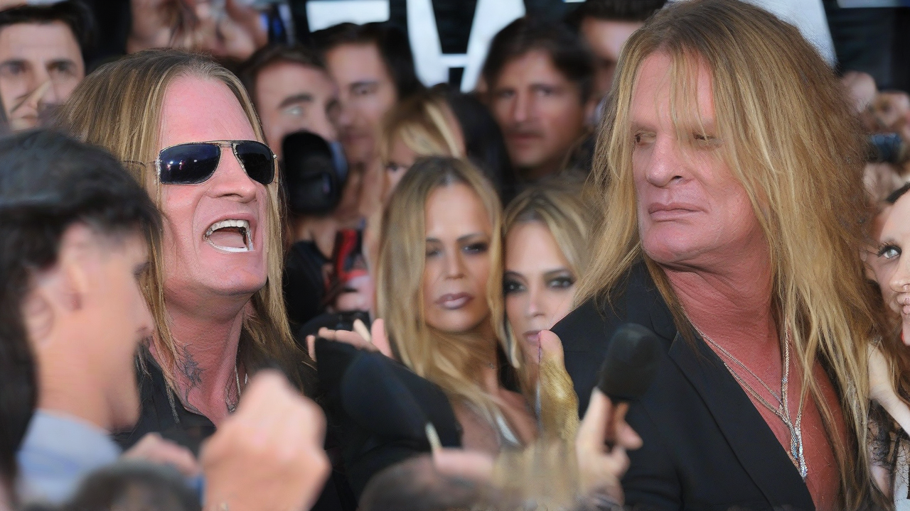 Sebastian Bach Apologizes